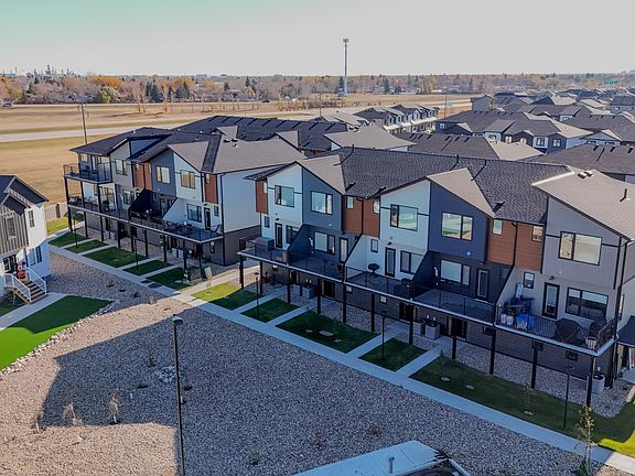 2nd image of 2723 Narcisse Dr #112
