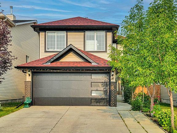 4th image of 49 W Saddletree Close NE