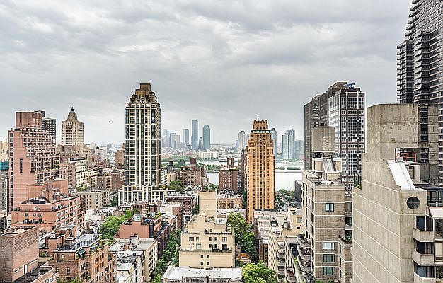 1st image of 255 E 49th St #27C