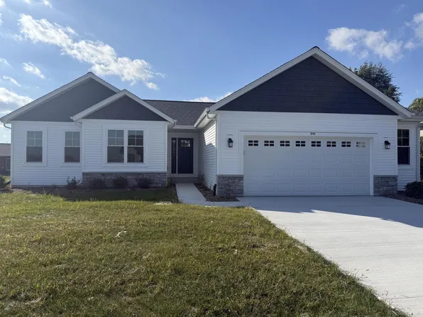 315 Ridgeview DRIVE, Lake Mills, WI 53551