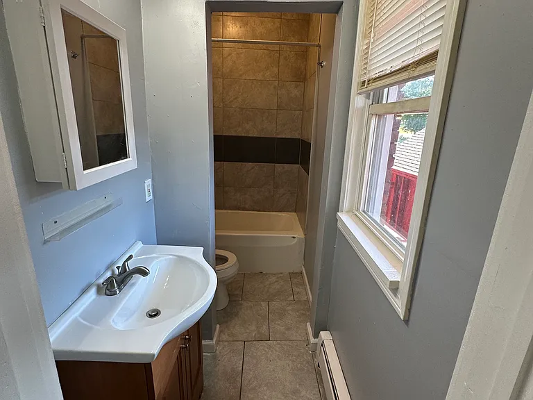 3 Putnam St #3R — Photo 9