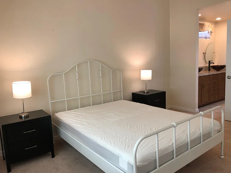 1308 Paseo Gracia — Photo 35