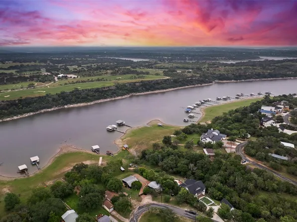 1293 Lake Shore Dr, Spicewood, TX 78669