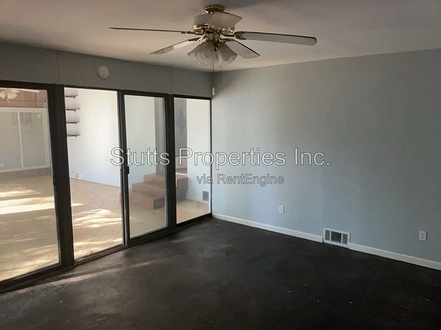 4 bed, 2.0 bath, 1900 sqft, $1,895 — Photo 3