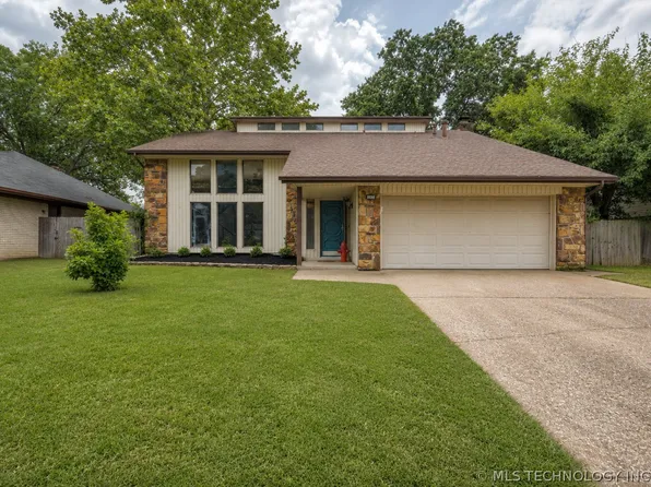 2213 W Knoxville St, Broken Arrow, OK 74012