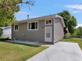 556 Turkle Ave, Haysville, KS 67060
