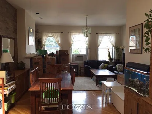 Rented by Town Residential | media 14