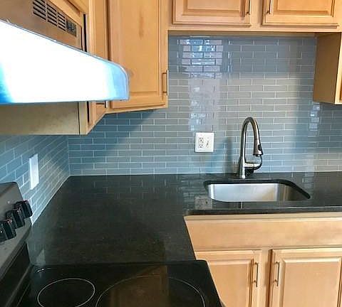 3rd image of 554 N 16th St #2F