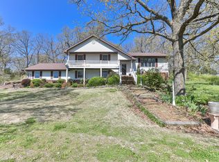 4681 S 138th Rd, Bolivar, MO 65613