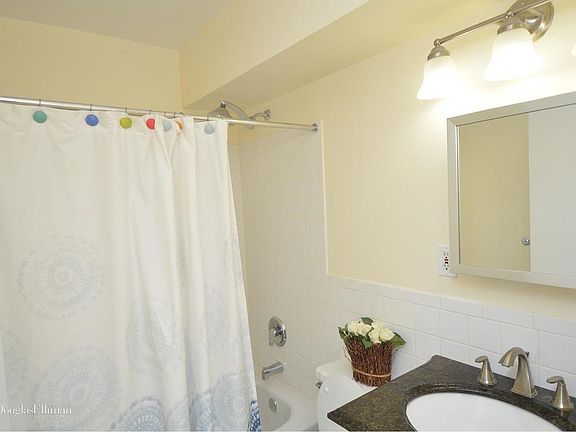 3rd image of 147 W 117th St APT 2