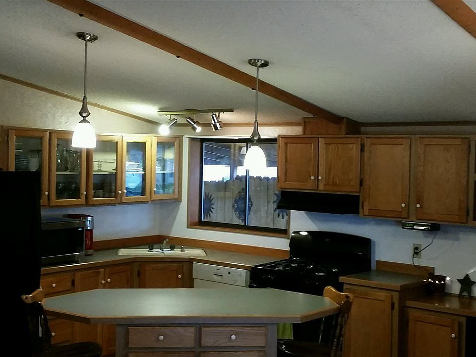 2nd image of 1907 W Flamingo Ave Unit 16