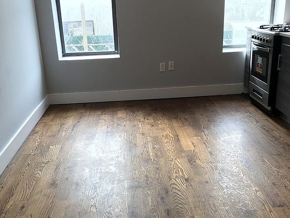 3rd image of 110 Martense St APT 2A