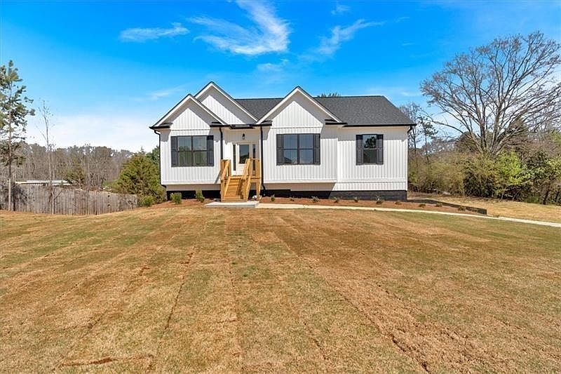 1st image of 81 Bridgemill Dr