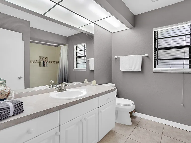4785 Hansard Ave — Photo 21