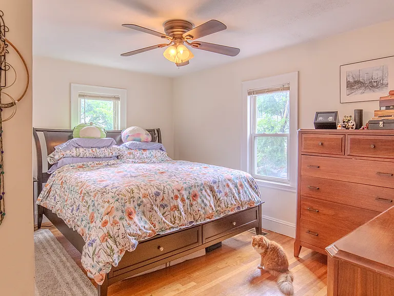 78 Governor Winthrop Rd — Photo 16