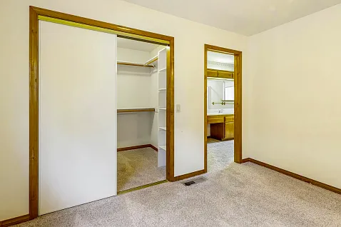 4510 Chicago Ave — Photo 25