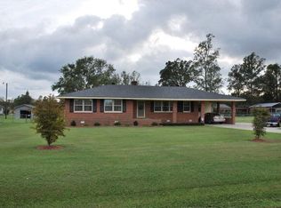 2712 Turnage Dr, Kinston, NC 28501