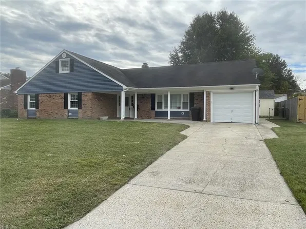 5305 Thornbury Ln, Virginia Beach, VA 23462