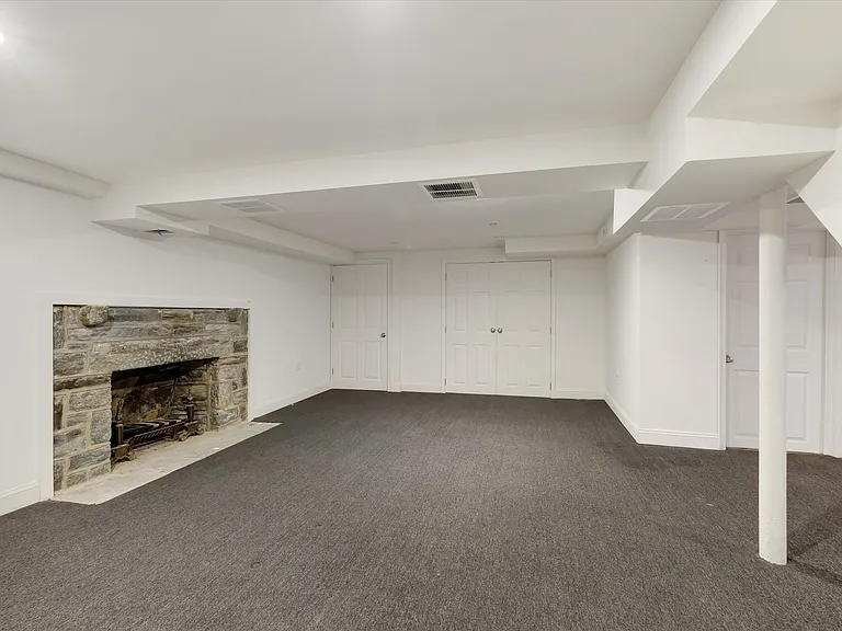 304 Winding Way — Photo 29