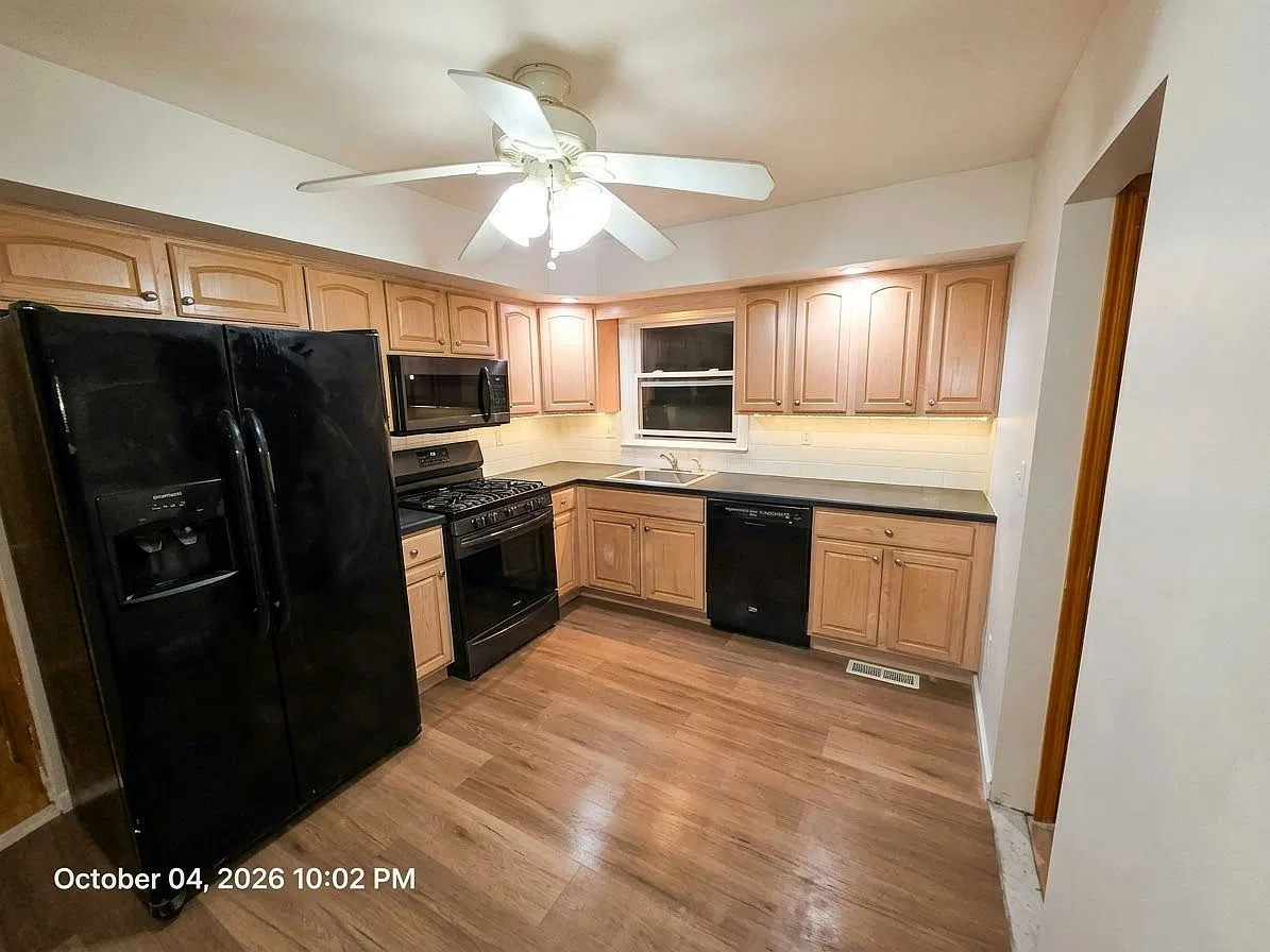 242 Munro Blvd — Photo 3