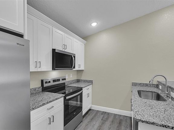 4th image of 3271 SW 158th Loop