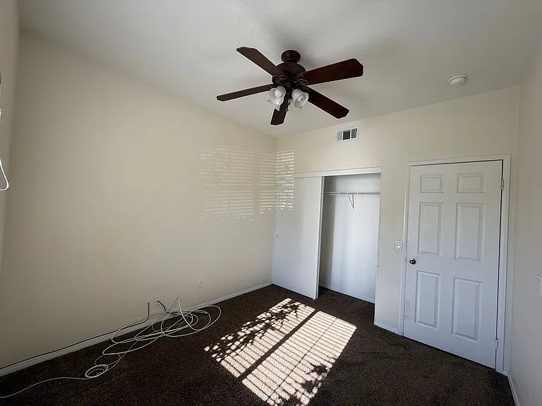 43439 Bale Ct — Photo 9