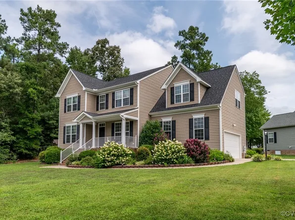 11412 Leonards Run Dr, North Chesterfield, VA 23236