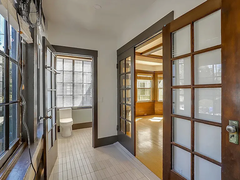 27 Westall Ave — Photo 12