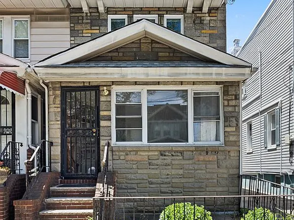 8922 85th St, Woodhaven, NY 11421