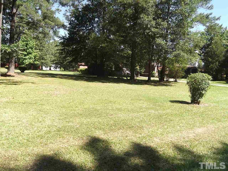1st image of 6005 Holly Ln