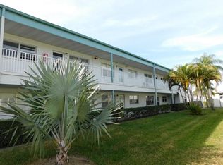 5267 81st St N APT 23, Saint Petersburg, FL 33709
