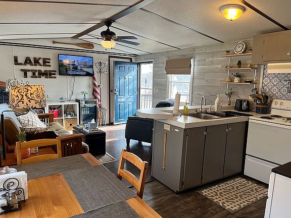 Kitchen-Living Room