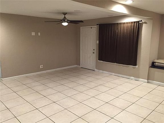 3rd image of 5729 Parkdale Dr