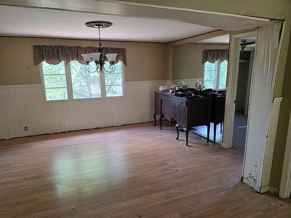 1st image of 545 High St
