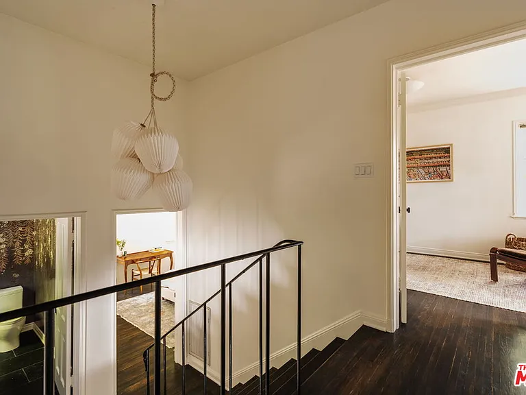 2151 Kenilworth Ave — Photo 21