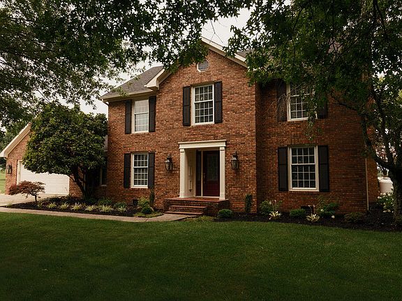 2nd image of 121 Glascock Dr