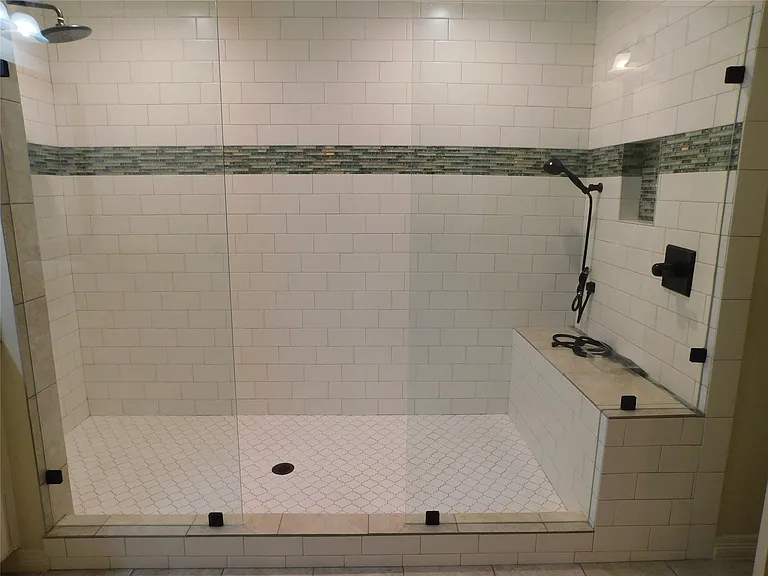 4333 Lake Run Dr — Photo 37