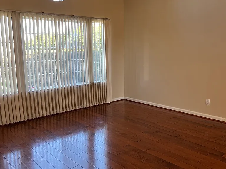 3348 Abdy Way — Photo 4