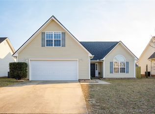1461 Aultroy Dr, Fayetteville, NC 28306