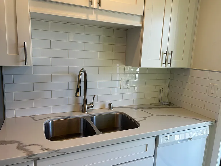 3445 Carmona Ave — Photo 7
