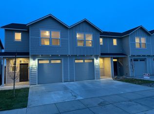 1587 NE 8th St, Hermiston, OR 97838