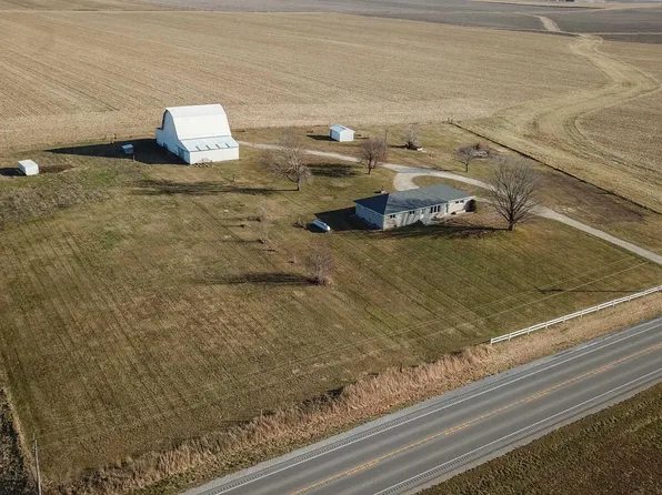 3080 Jamestown Ave, Rowley, IA 52329