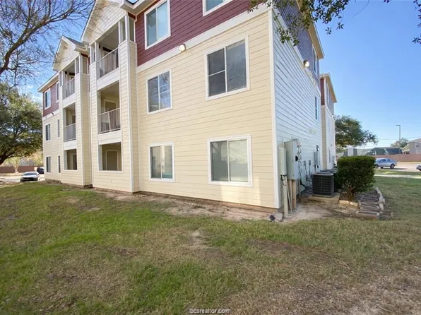 515 Parkway #103, College Station, TX 77840