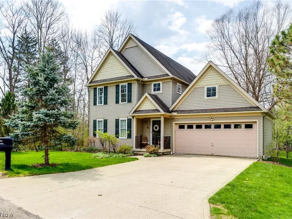 7156 Holzhauer Rd, Northfield, OH 44067