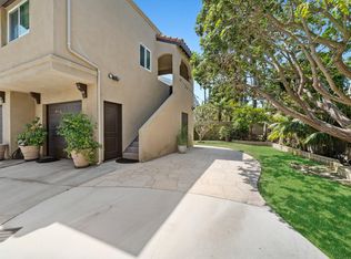 170 Albert Pl #2, Costa Mesa, CA 92627