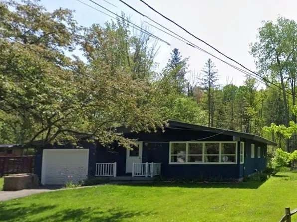 107 Erie St, Lakewood, NY 14750