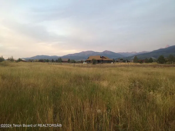 1414 Mount Washburn Dr, Driggs, ID 83422