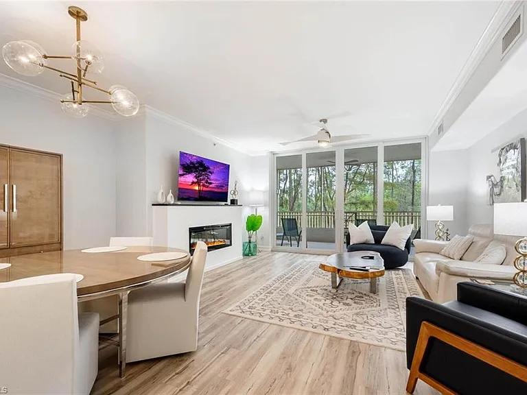2728 Tiburon Blvd E #A-104 — Photo 13