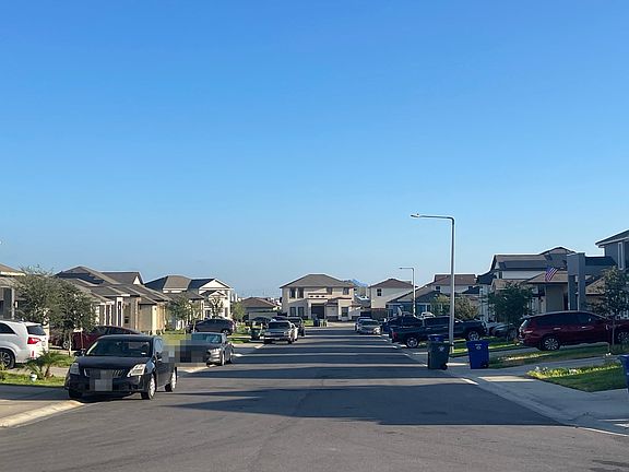 5th image of 4311 Camelia Dr