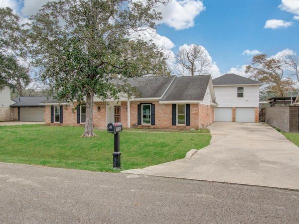 724 River Plantation Dr
